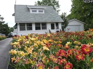 1429 Lander Rd, Mayfield Heights, OH 44124