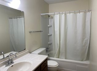 327 E 7th St #10, Ames, IA 50010