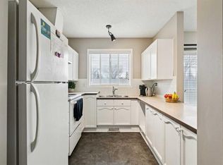 7 S Harvest Gold Mnr NE #104, Calgary, AB T3K 4Y3