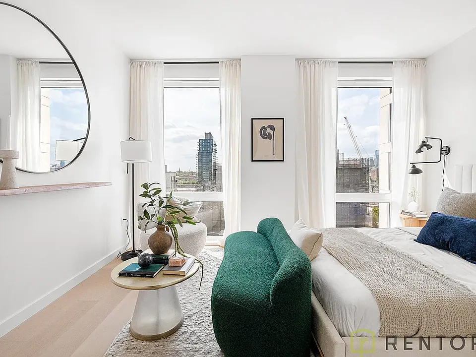 224 3rd Ave #8C