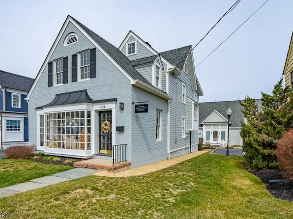 104 Main St, Chatham, NJ 07928