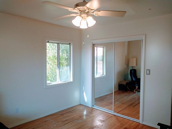 5th image of 3401 Petra Pl