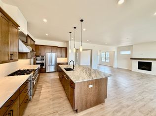 3259 Skywatch Hts, Colorado Springs, CO 80904