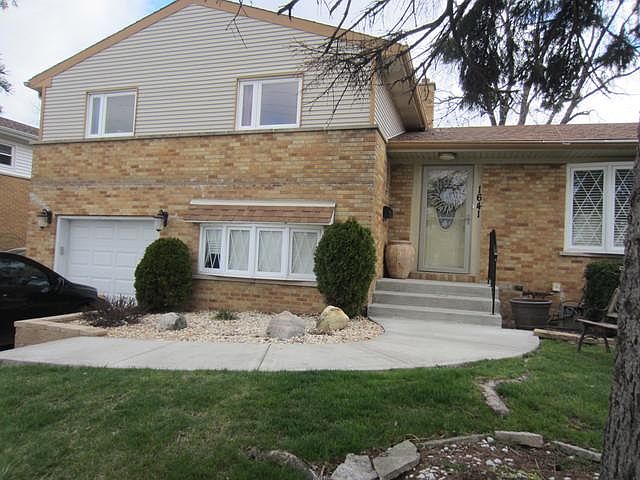 1st image of 1641 N 5th Ave