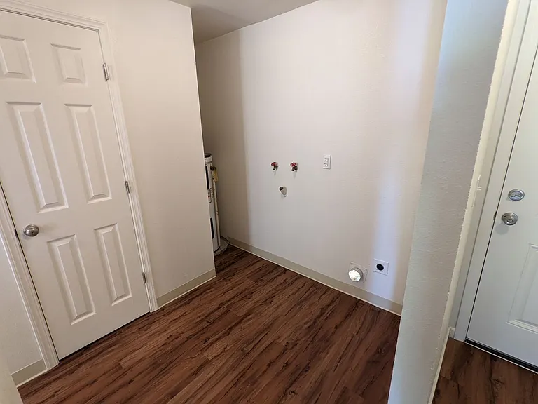 7815 NE 117th Ave — Photo 10