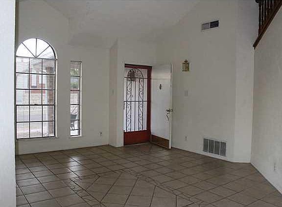 3rd image of 11597 Kristy Weaver Dr