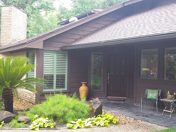 Vaulted ceiling to the green