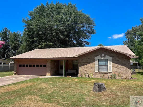 1209 Wild Rose St, De Kalb, TX 75559
