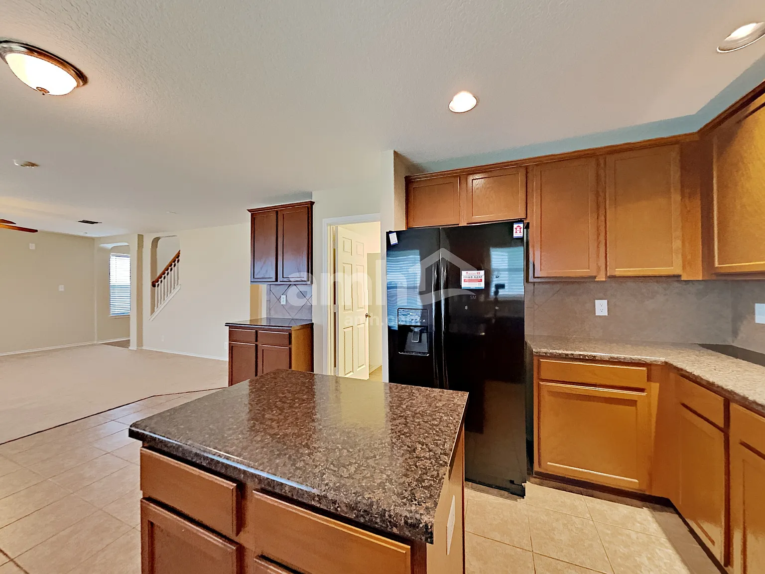 3 bed, 2.5 bath, 1886 sqft, $1,850 — Photo 4