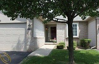 3rd image of 36568 Deer Run Ct N