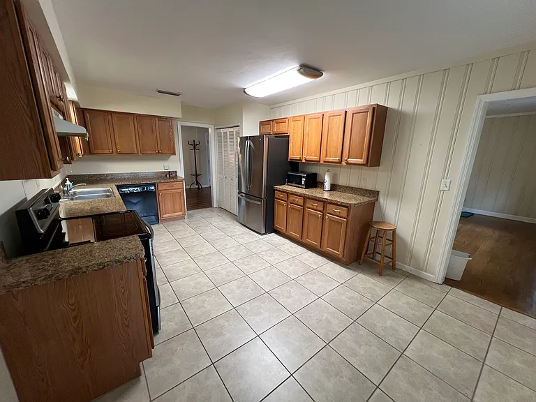Kitchen/New GE refrigerator