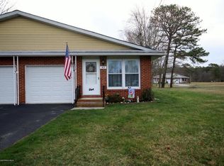 43 Dogwood Rd, Manahawkin, NJ 08050