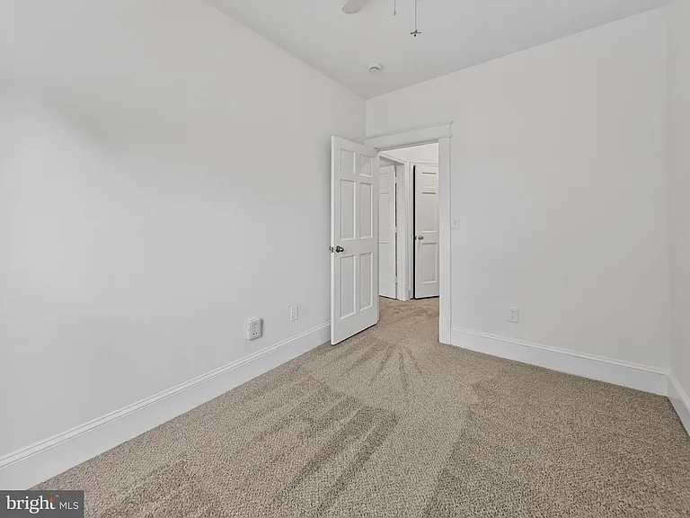 138 Bryant St NW — Photo 28