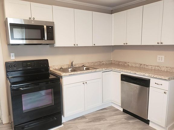 2nd image of 10 South St