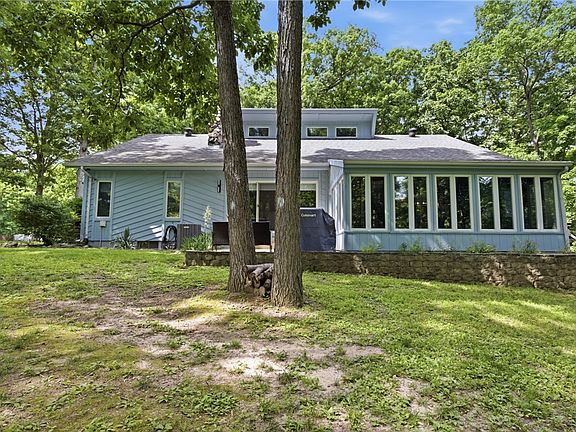 2nd image of 16480 N Briarwood Dr