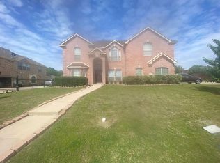 2709 Saint Micheal Dr, Mansfield, TX 76063