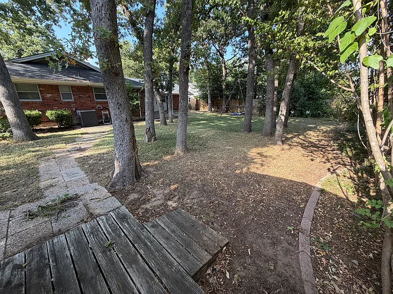 809 W Cheryl Ave — Photo 39