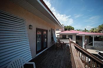 Guest House Deck