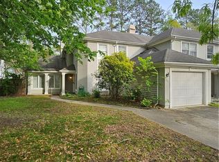 327 Esplanade Pl, Chesapeake, VA 23320