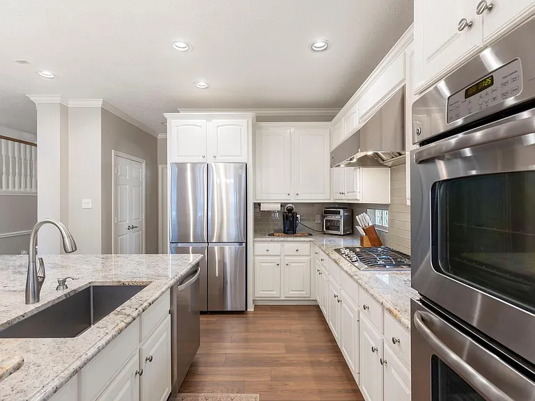 10 Scenic Mill Pl — Photo 20