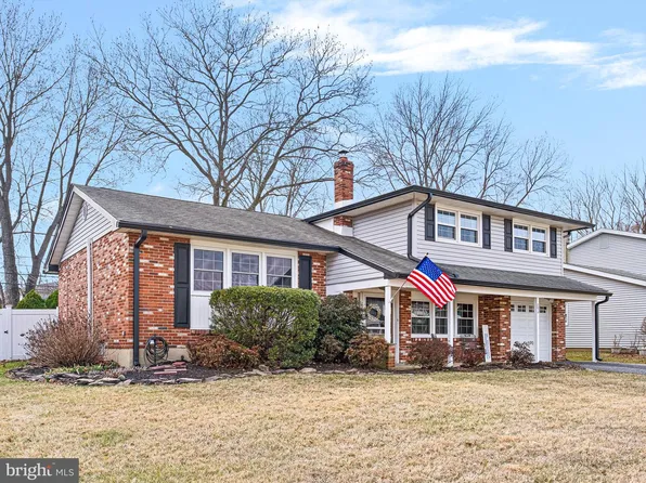 2618 Longfellow Dr, Wilmington, DE 19808