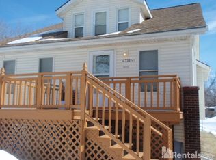 14738 Chamberlain Rd, Flat Rock, MI 48134