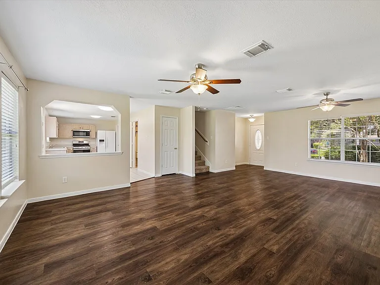 21914 Willow Downs Dr — Photo 2