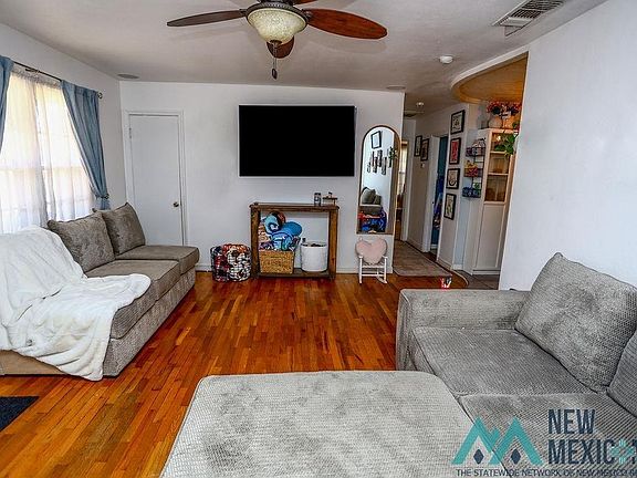 4th image of 1028 N Thomas St