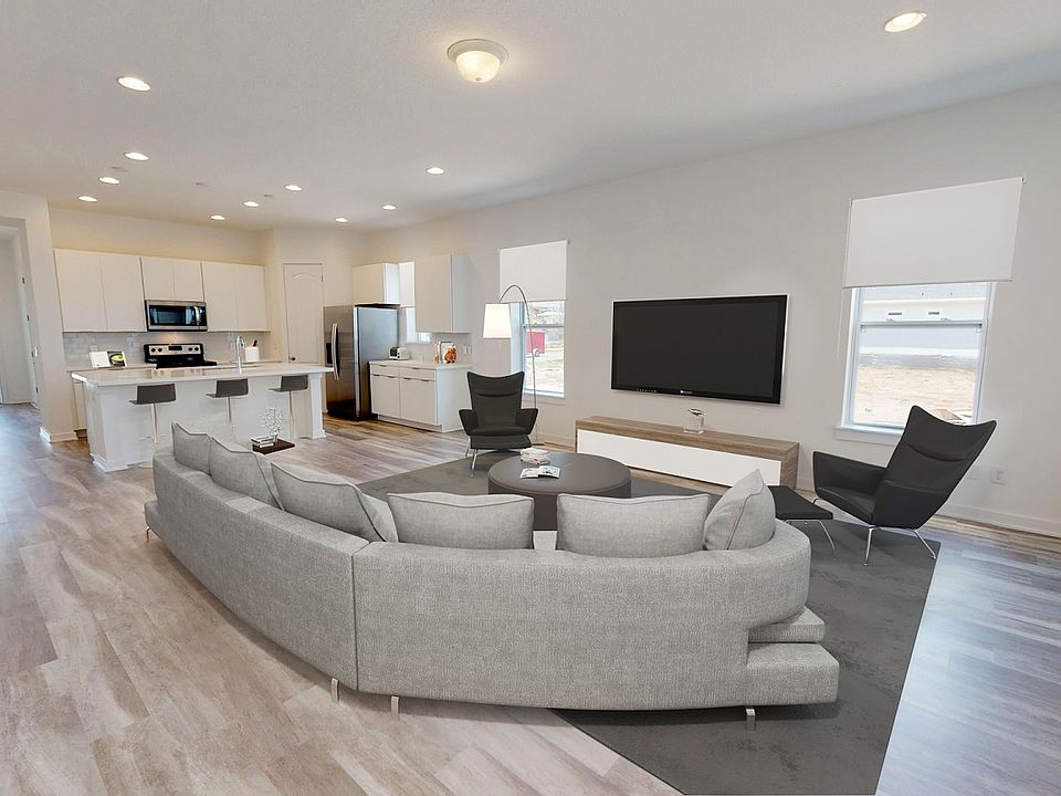 Weslyn Park - Brigham Interior Image 1