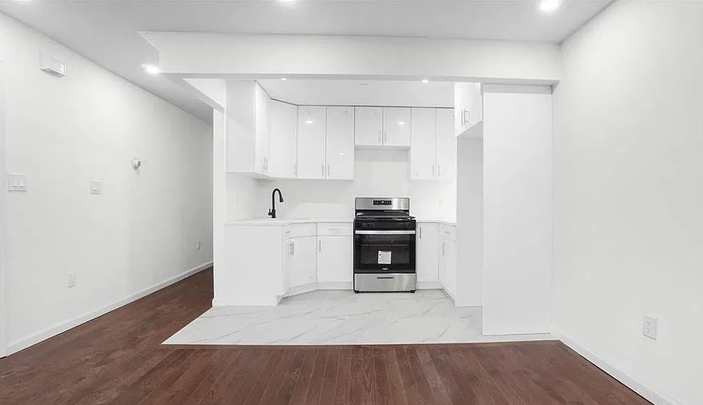 2157 Walton Ave — Photo 4