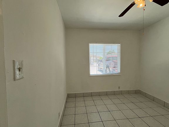 3rd image of 6137 Heliotrope Ave #A
