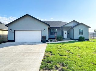 1003 Jefferson Ave, Toppenish, WA 98948