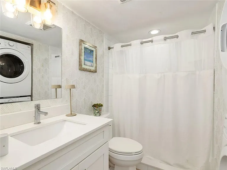 260 Southbay Dr #107 — Photo 24
