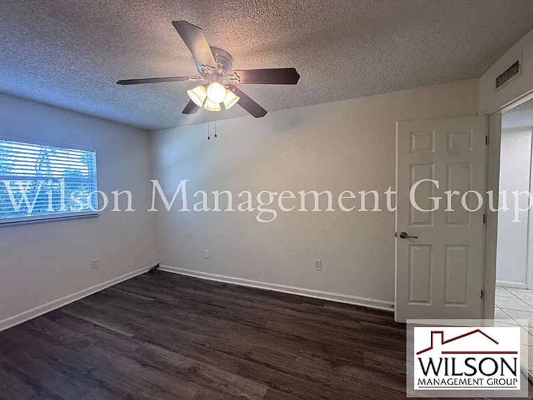 115 E Smith St #8 — Photo 17