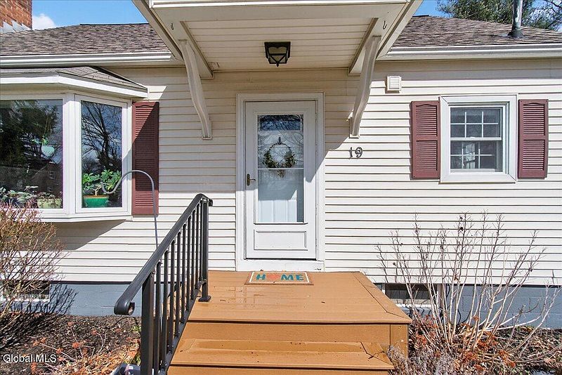 2nd image of 19 Fredericks Road