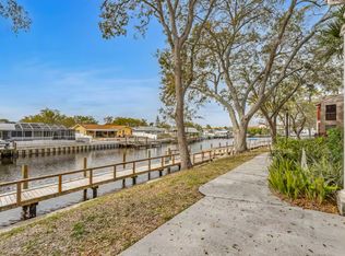5622 Baywater Dr, Tampa, FL 33615