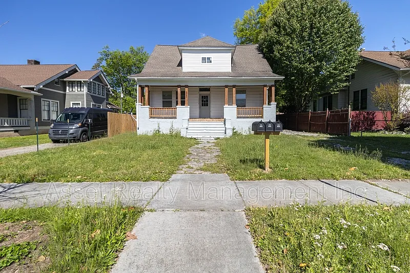 1 bed, 1.0 bath, 750 sqft, $1,115 — Photo 3