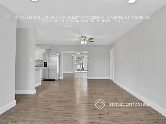 3rd image of 458 Fanfair Ave
