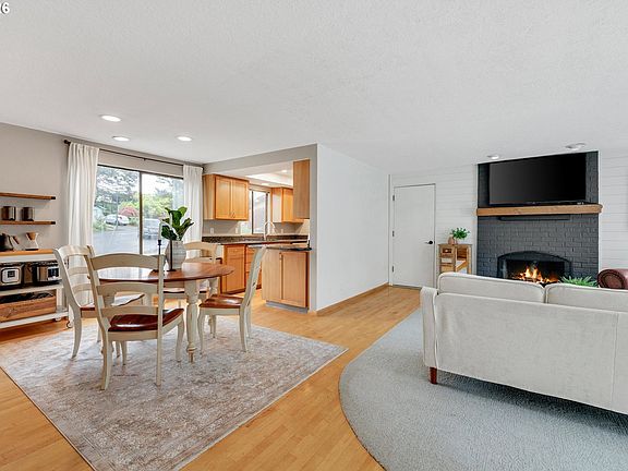 5th image of 13615 SE 124th Pl