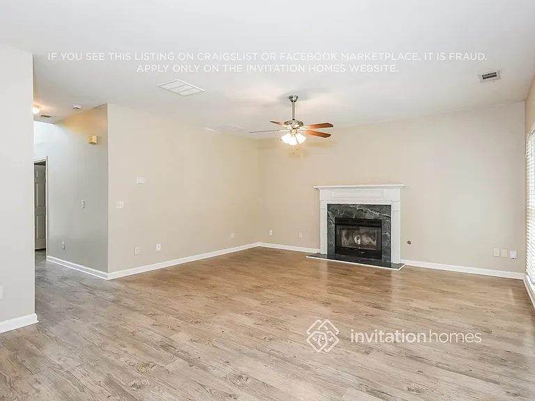 262 Birchmore Walk — Photo 7