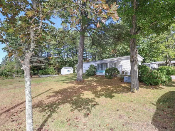 10 Greenwich Trail, Concord, NH 03301