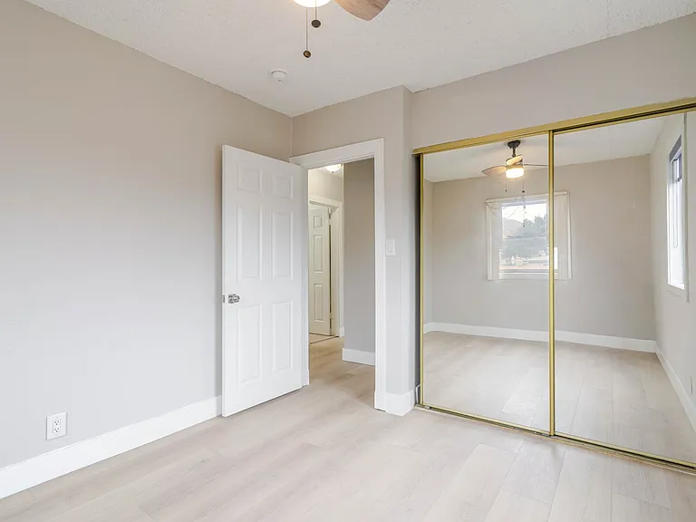 7137 Greeley St #7 — Photo 14