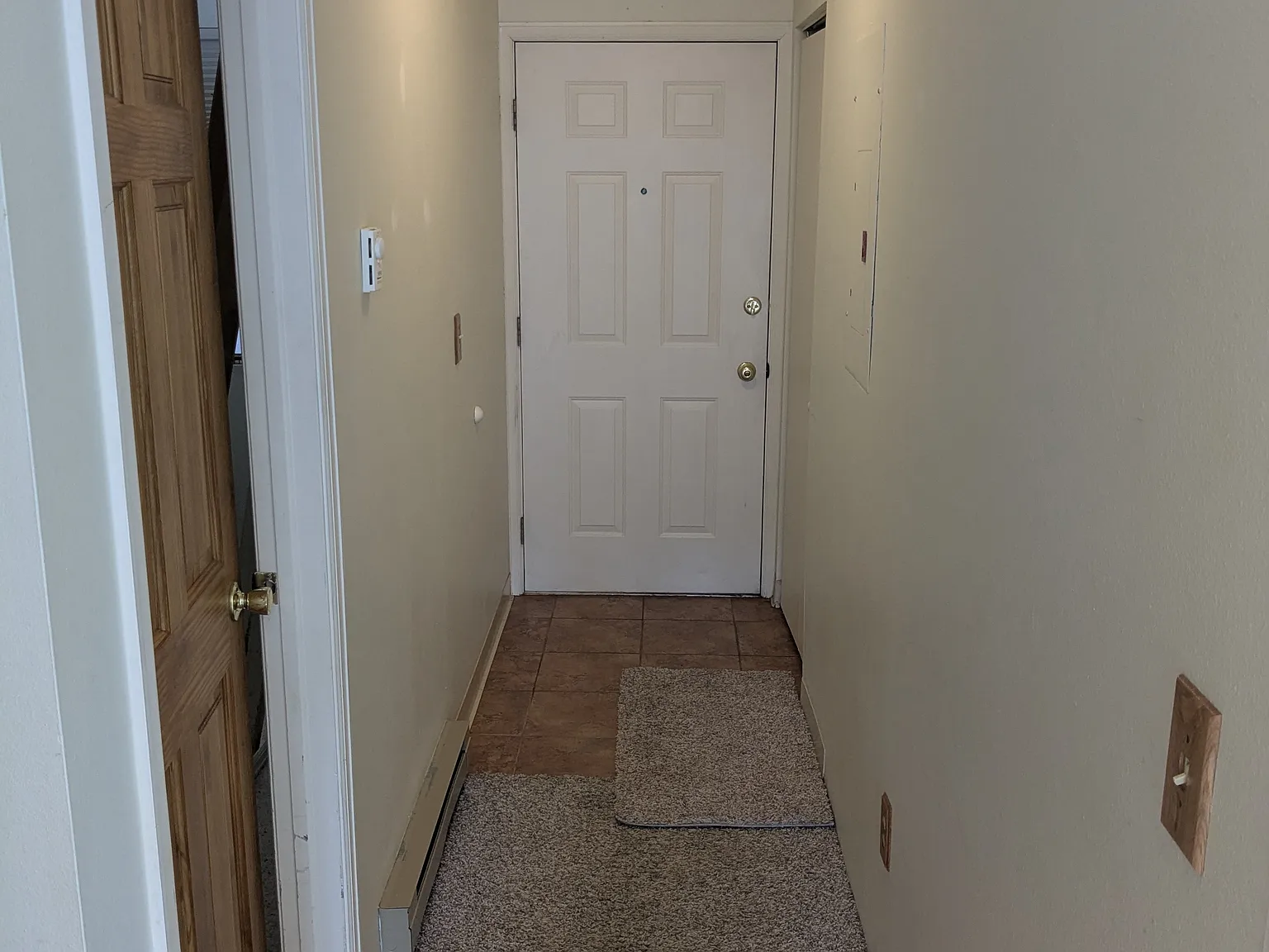 2 bed, 744 sqft, $1,800 — Photo 4