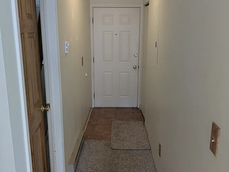1010 S Saint Vrain Ave #C4 — Photo 4