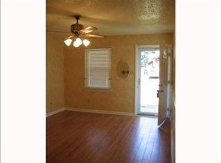 1411 Dove Dr, Virginia Beach, VA 23454
