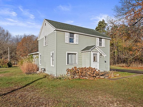 4th image of 1080 Grindle Dr SE