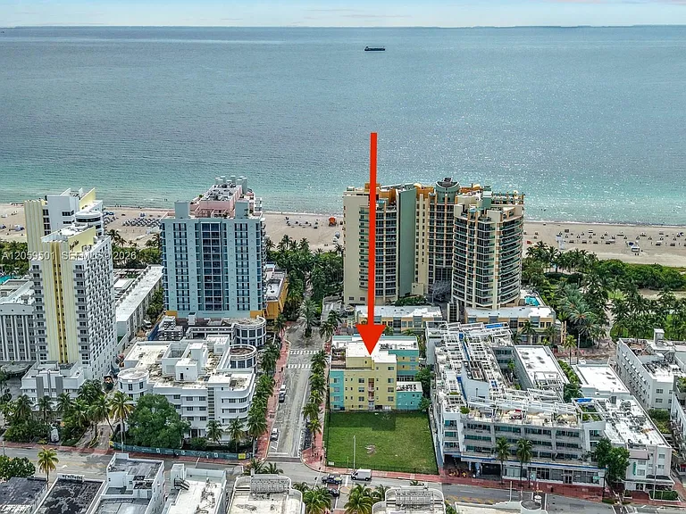 1460 Ocean Dr #404 — Photo 32