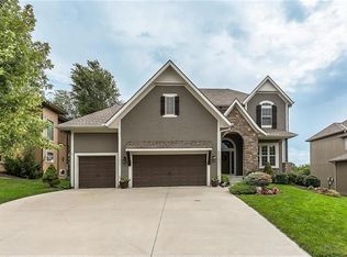 6015 Hilltop Dr, Shawnee, KS 66226