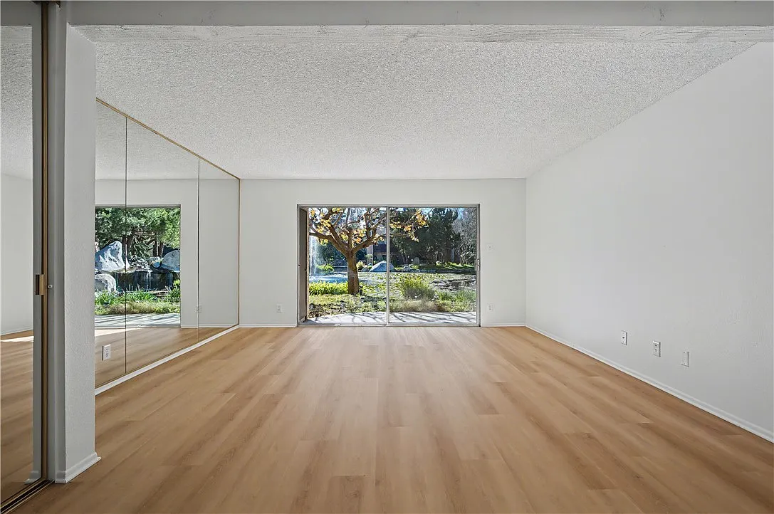 7890 E Spring St Unit 2G photo 1