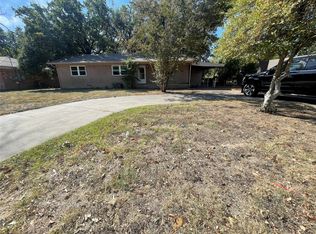 2634 W Shady Grove Rd, Irving, TX 75060